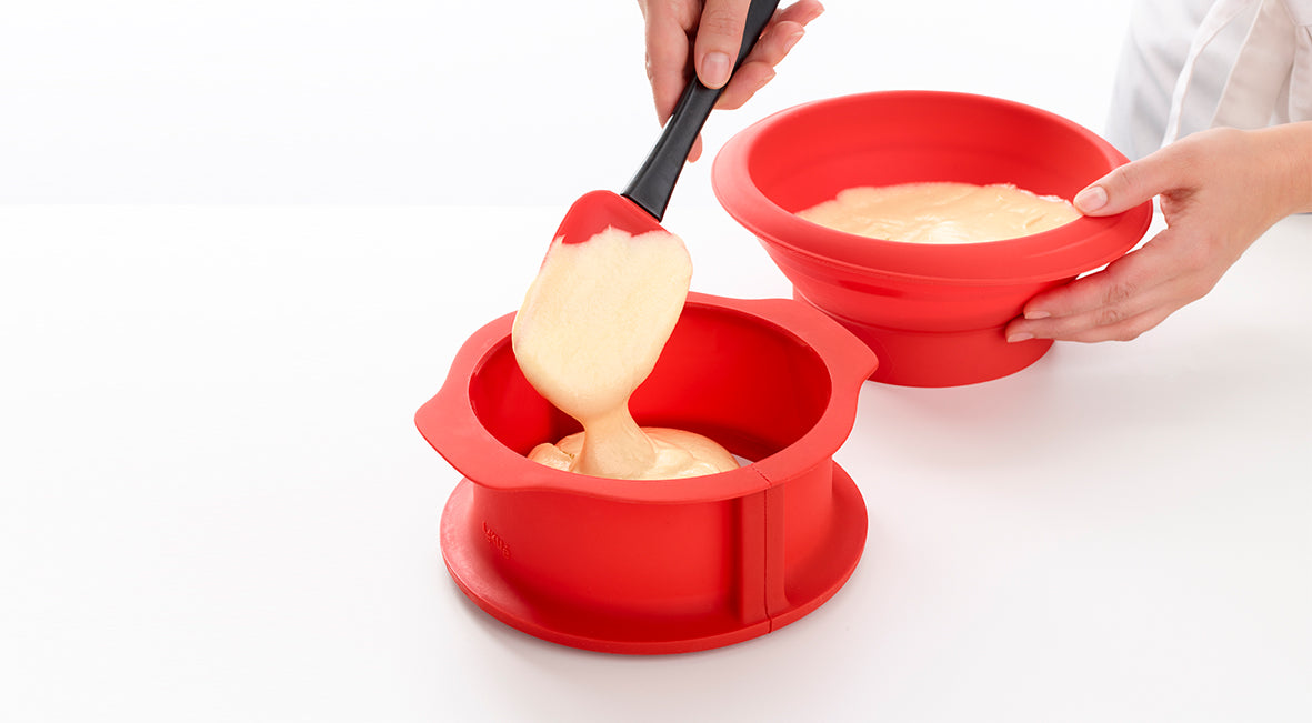 Lékué Springform Mould with Ceramic Plate 15cm Dia Red