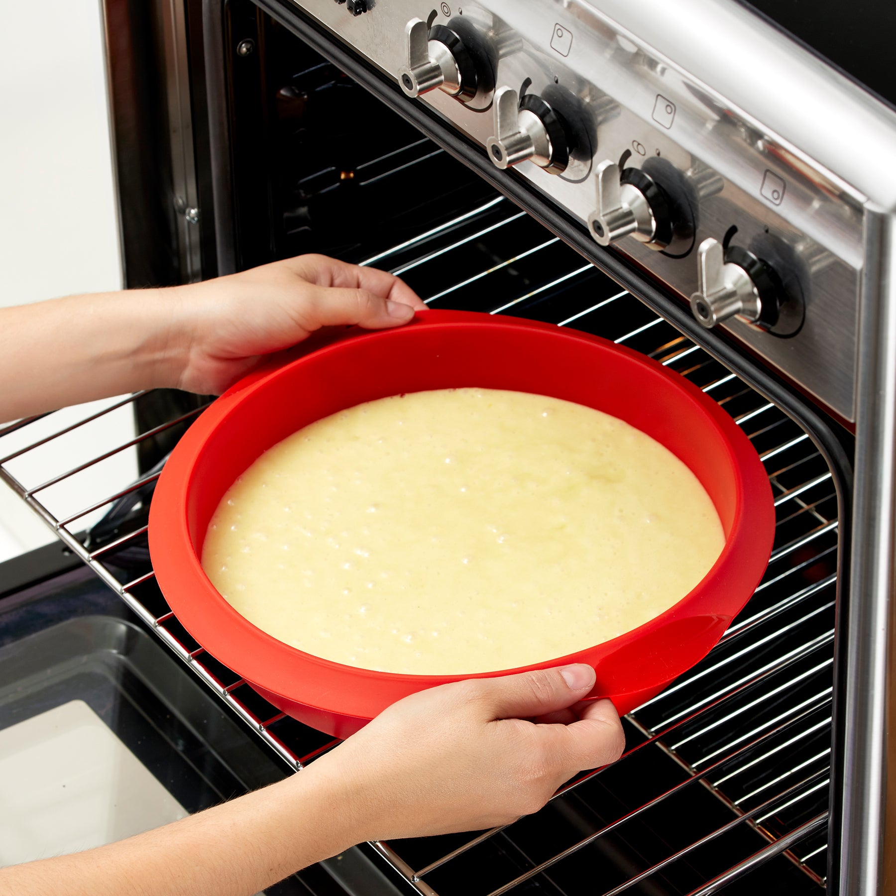 Lékué Round Cake Mould 24cm/2.3L Red