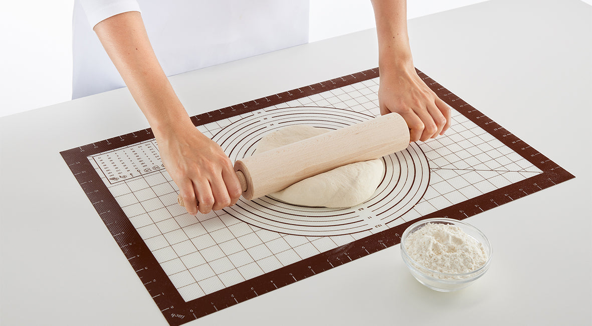 Lékué Non Stick Pastry Mat with Measures 60 x 40cm Brown