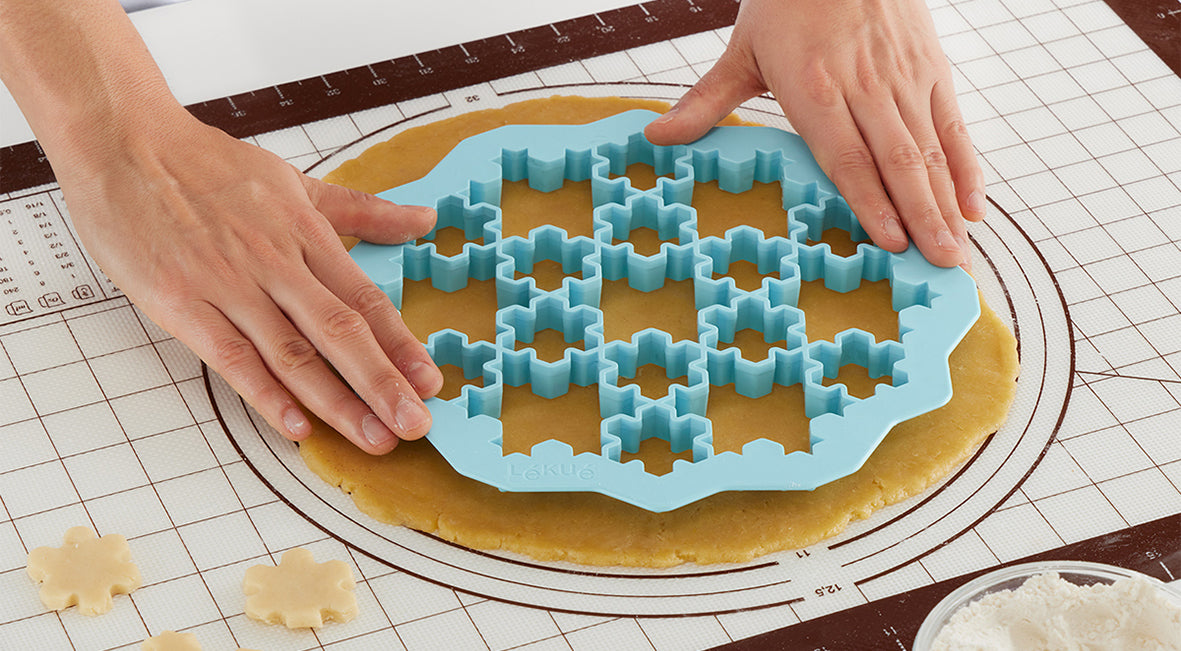 Lékué Non Stick Pastry Mat with Measures 60 x 40cm Brown