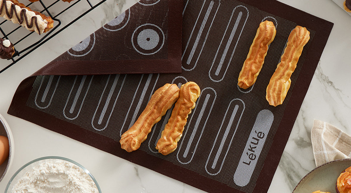 Lékué Microperforated Baking Mat 30 x 40cm Brown
