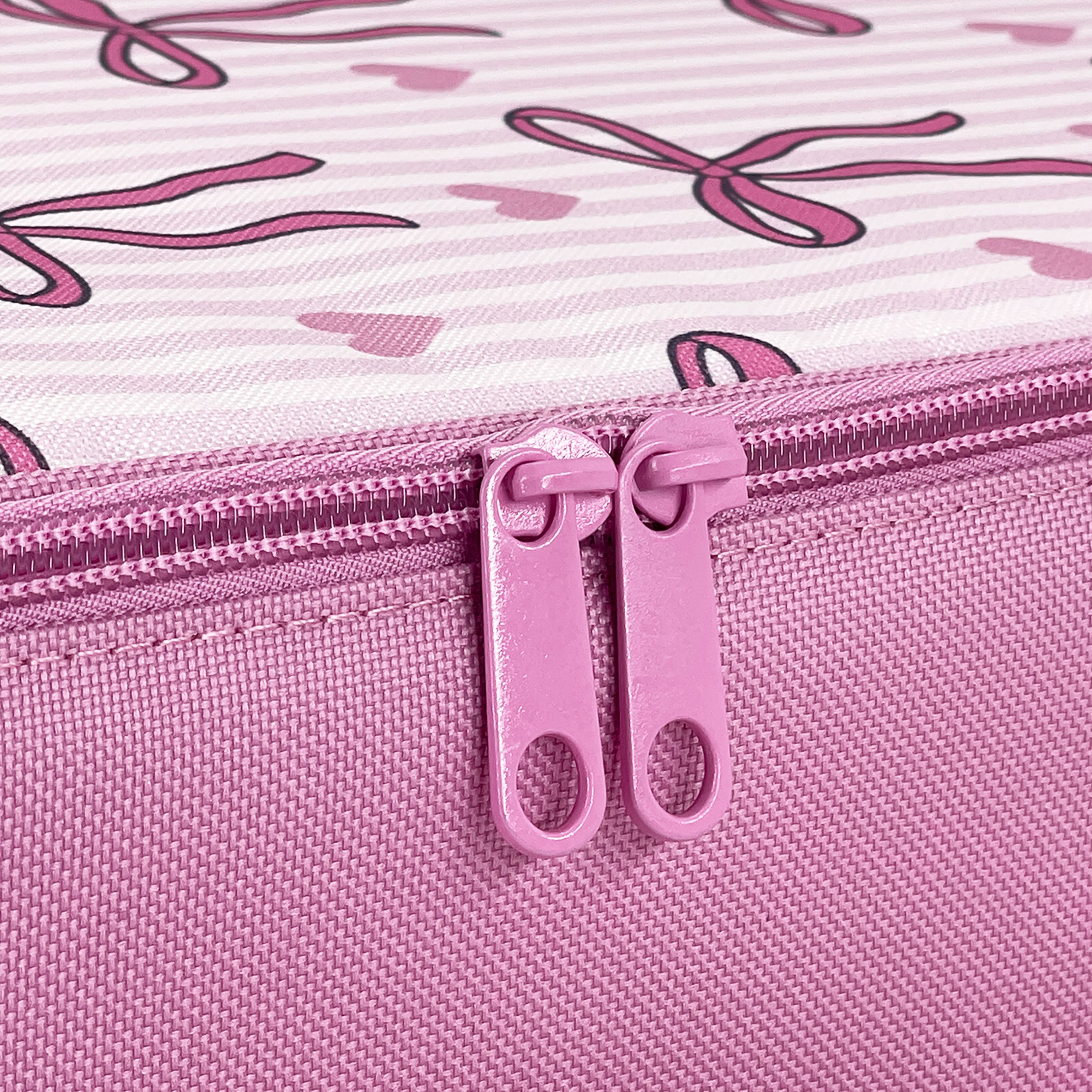 Sachi Insulated Junior XL Lunch Bag - Bows & Hearts