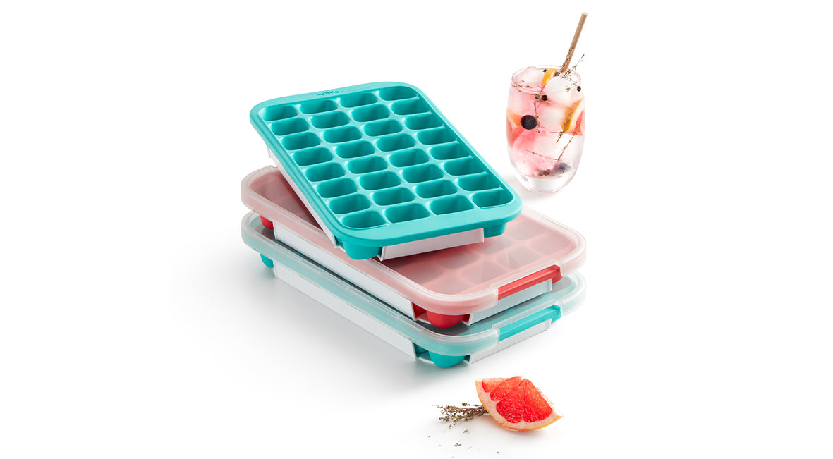 Lékué Industrial Ice Cube Tray with Lid 32 cubes Red