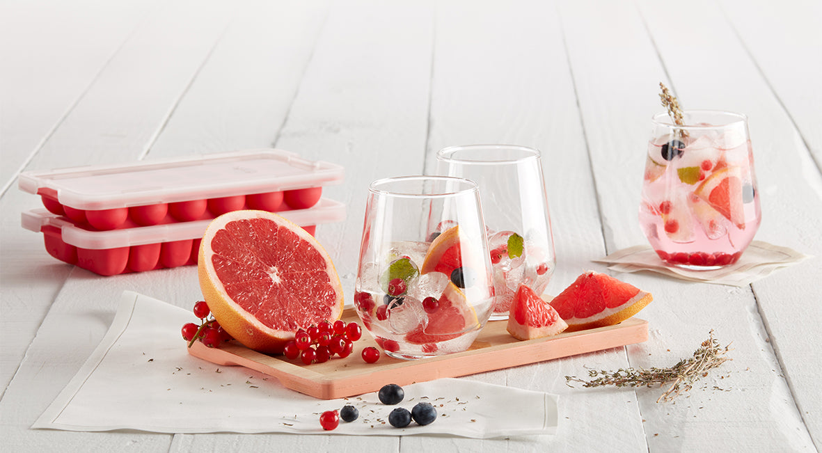 Lékué Round Ice Cube Tray with Lid 18 cubes Red