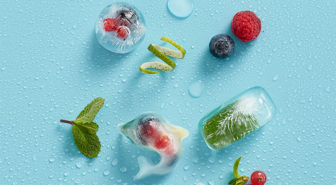Lékué Dolphin Ice Cube Tray with Lid 11 cubes Aqua