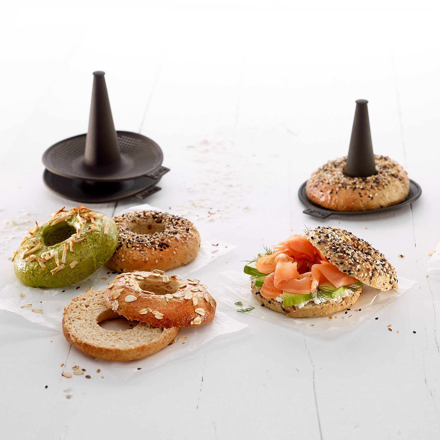 Lékué Bagel Mould 6 Piece Set Brown