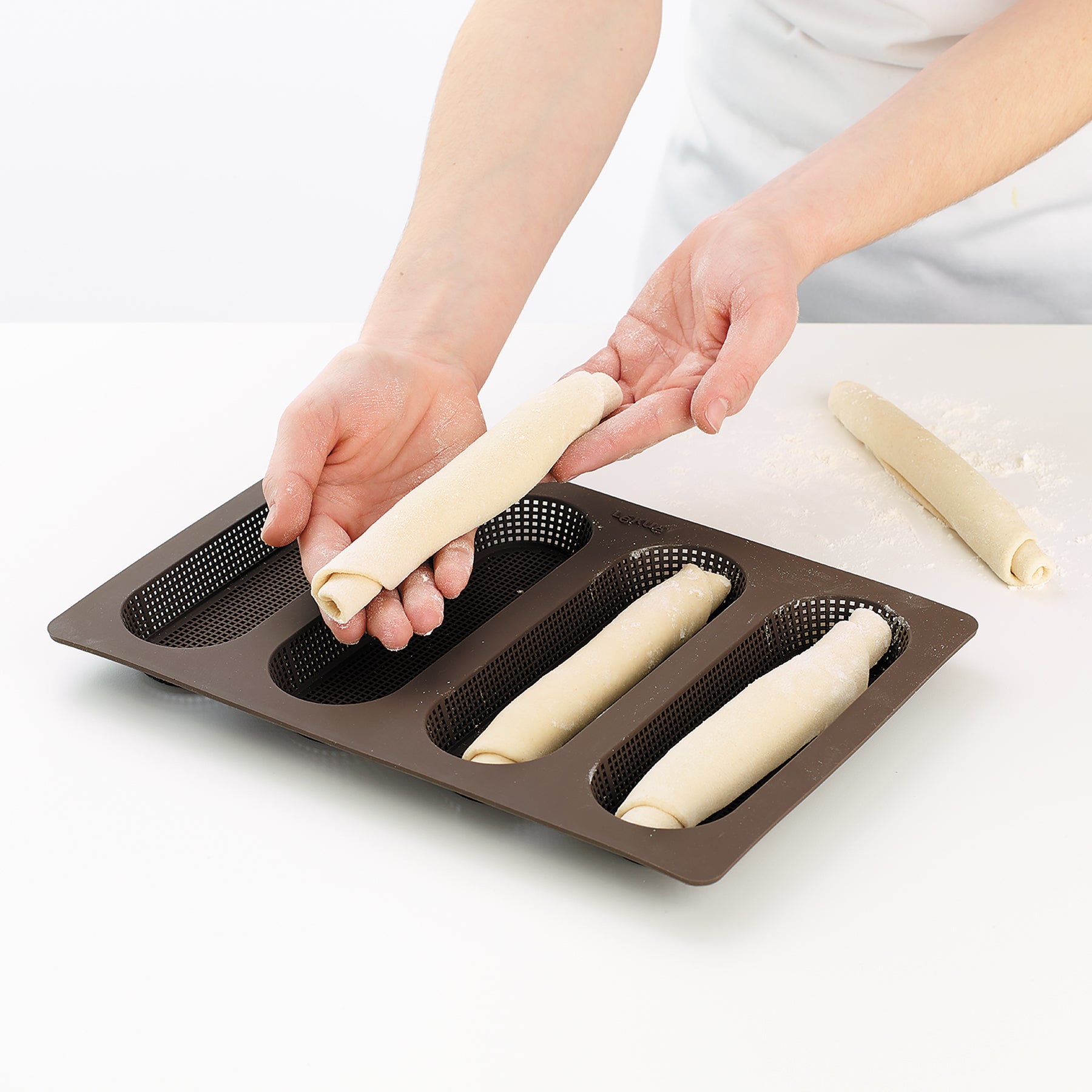 Lékué Mini Bread 6 Cup Mould 160ml Brown