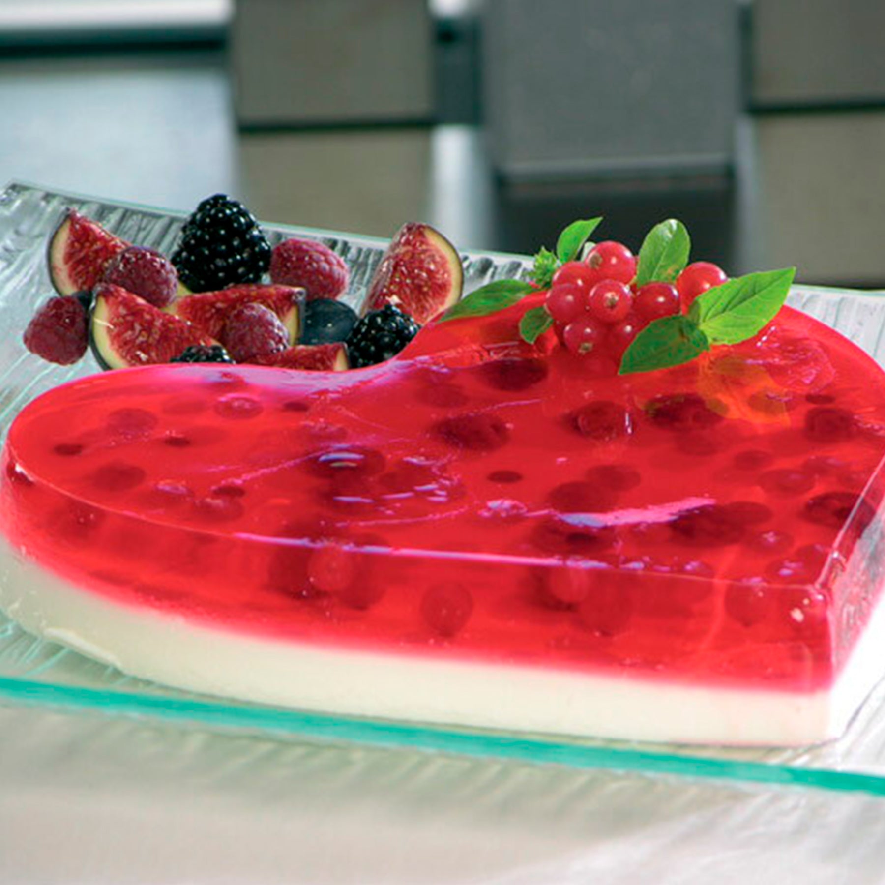 Lékué Heart Cake Portion Mould 330ml x 4 Red