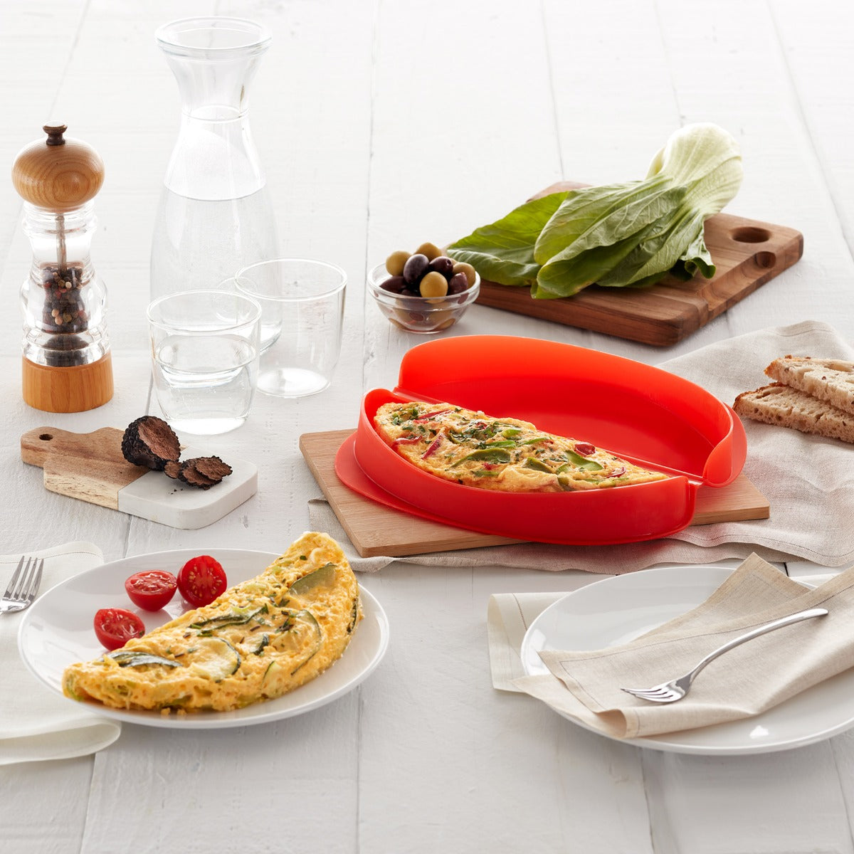 Lékué Microwave Omelette Maker 250ml Red