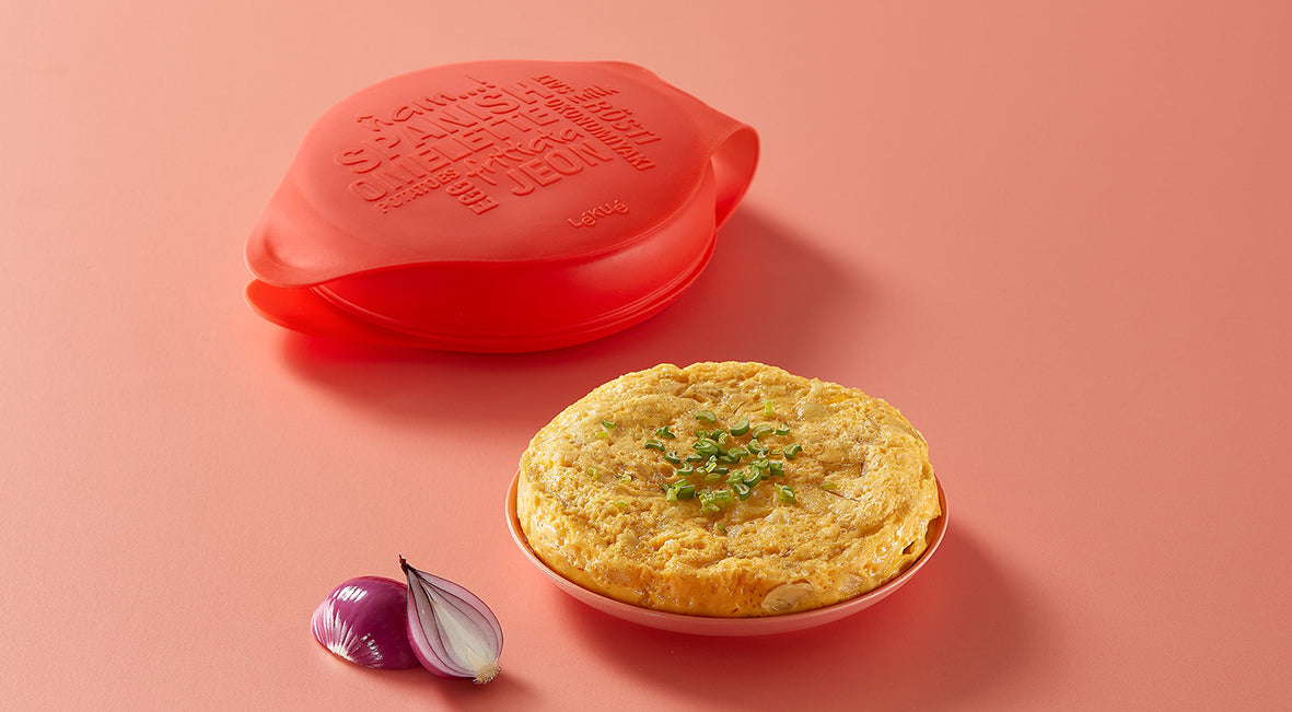Lékué Microwave Spanish Omelette Maker 800ml Red