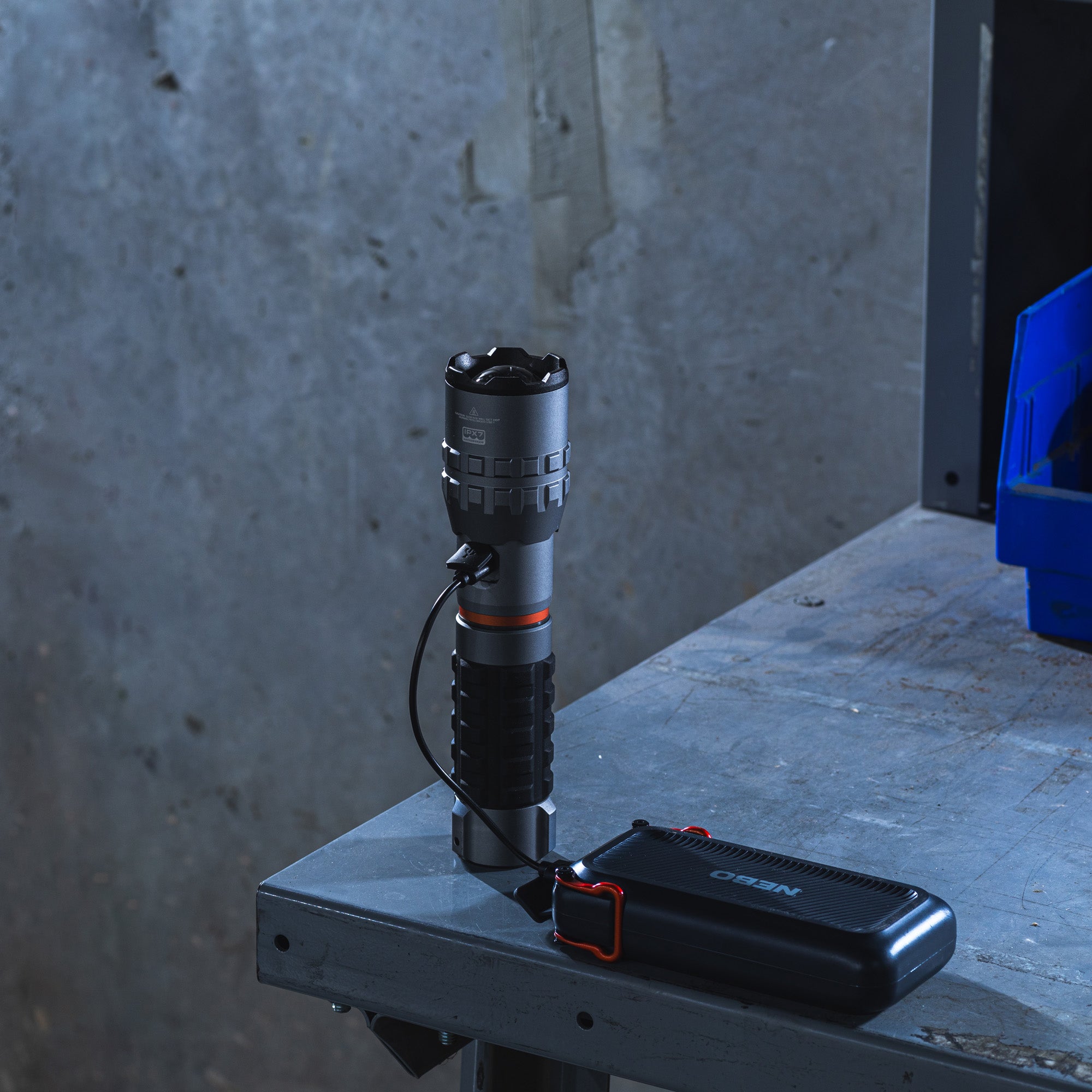 Nebo Slyde King 4K Flashlight