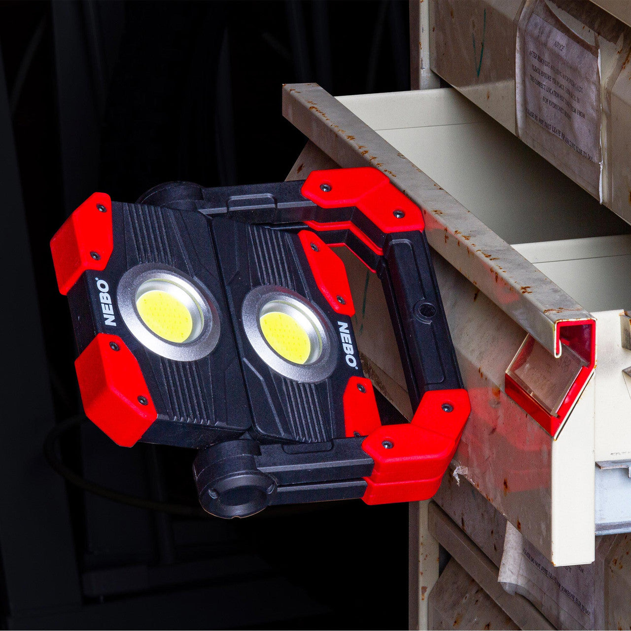 Nebo Omni 2000 Rechargeable Work Light and Power Bank