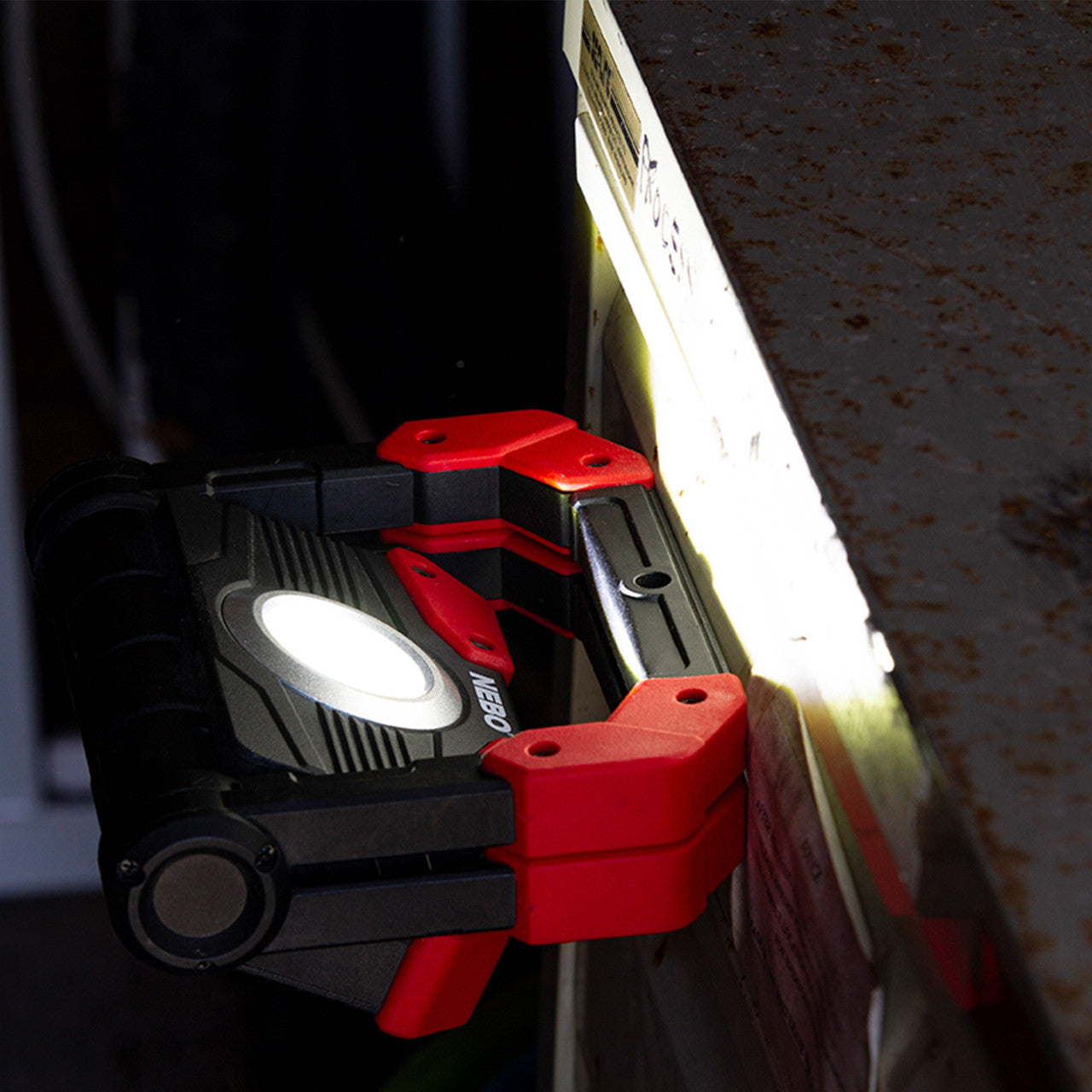 Nebo Omni 2000 Rechargeable Work Light and Power Bank