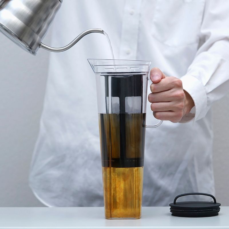 Hario Rise Cold Brew Coffee Pitcher 800ml - Black