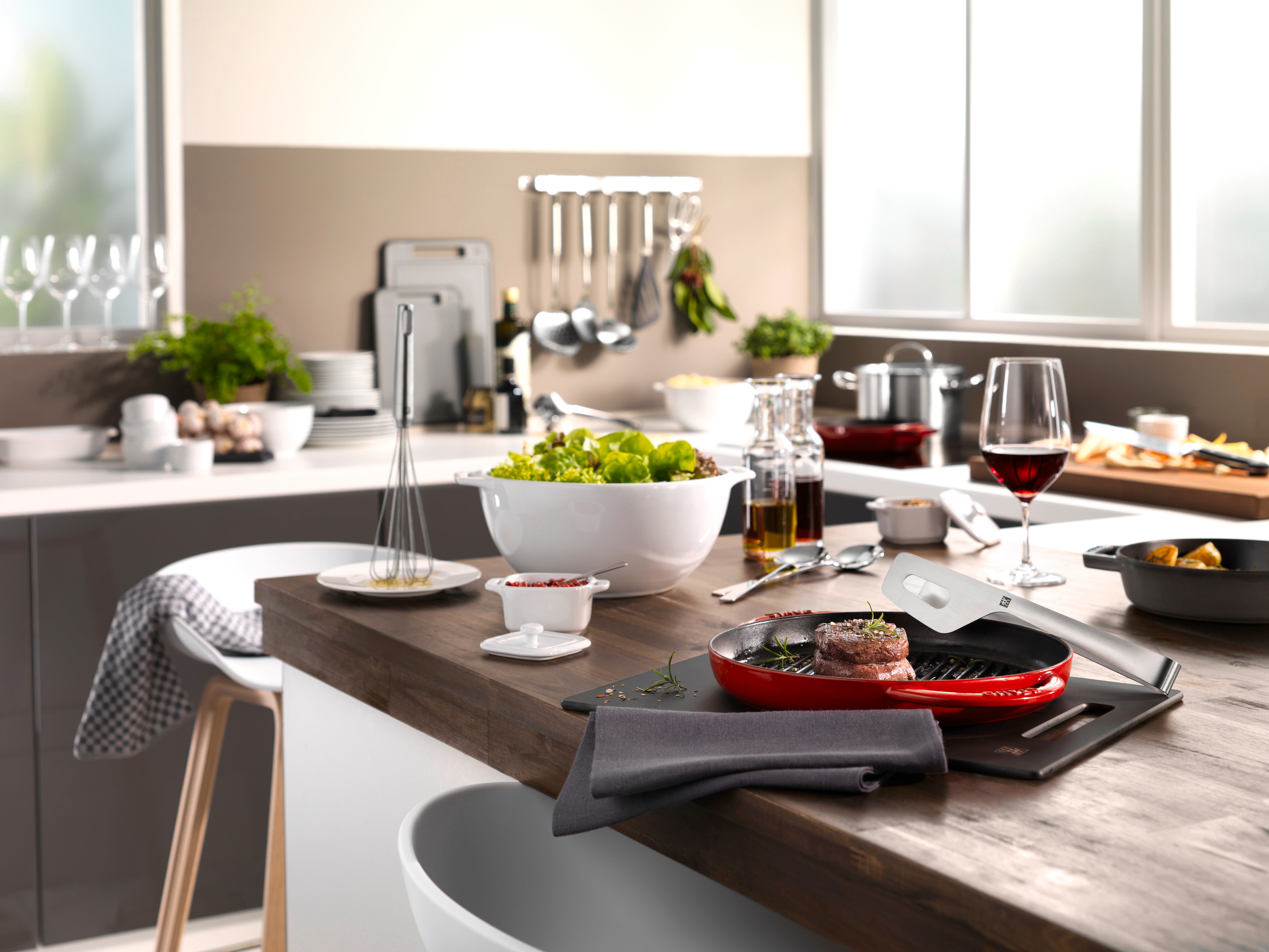 Staub Pure Grill Round 26cm Cherry