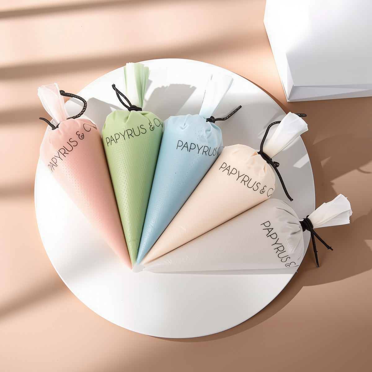 Papyrus Tipless Icing Bags Medium 13in 50 Pack