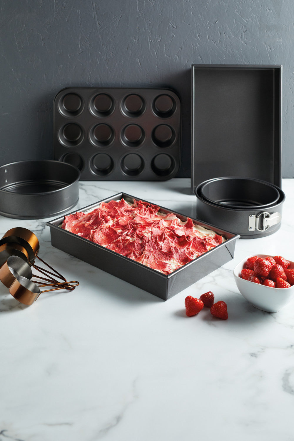 MasterCraft Non Stick Deep Cake Pan 35 x 24cm