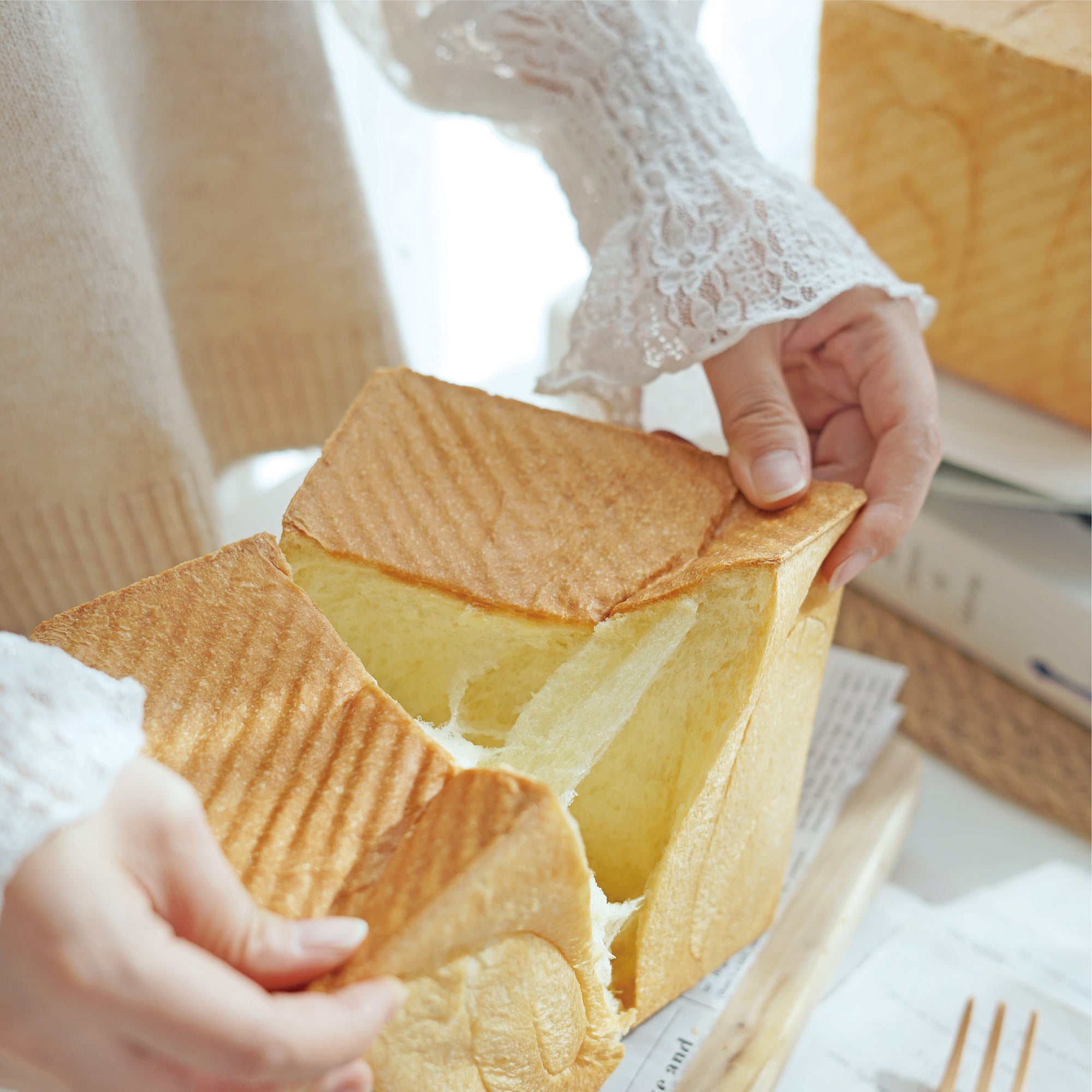 CHEFMADE Corrugated Square Loaf Pan with Lid 450g (WK9880)