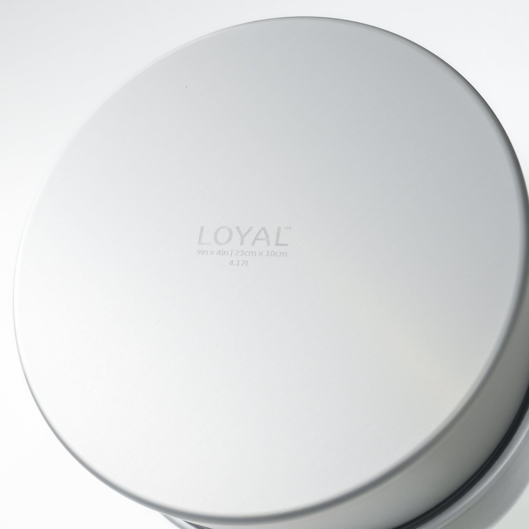 LOYAL Elite Anodised Deep Round Cake Tin 9 Inch