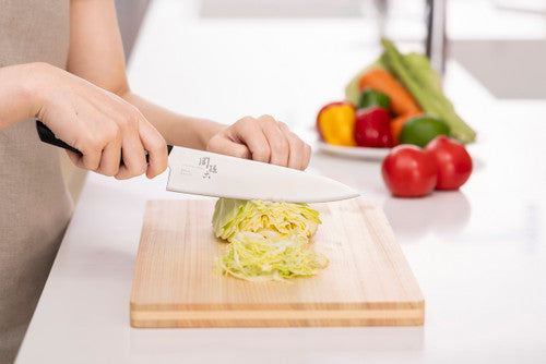 Kai Seki Magoroku Amairo Chef's Knife 18cm
