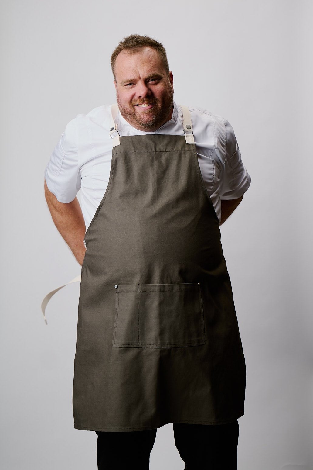 Chef Works Byron Cross-Back Apron - Khaki