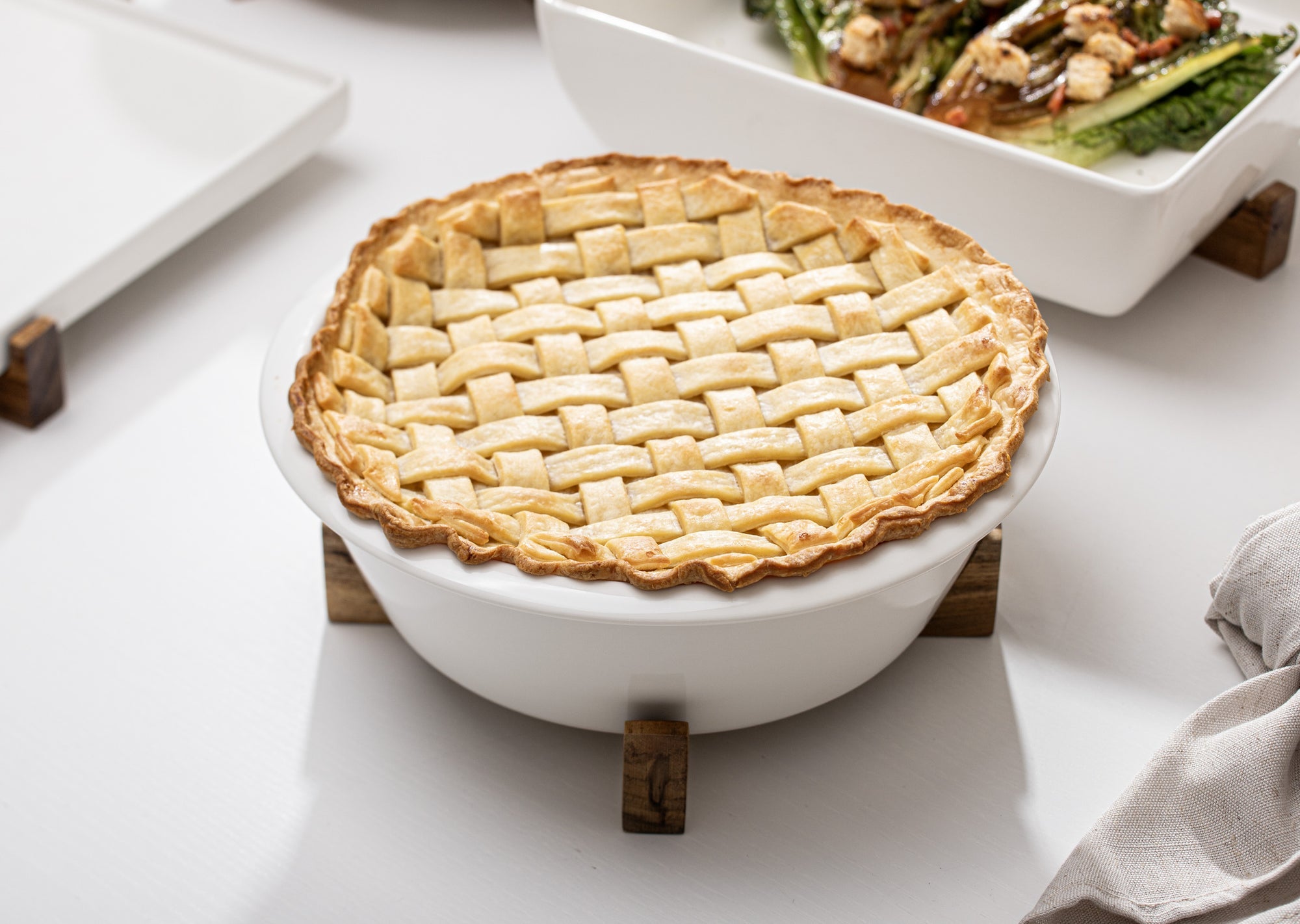 Ladelle Alto Oven To Table Pie Dish With Trivet