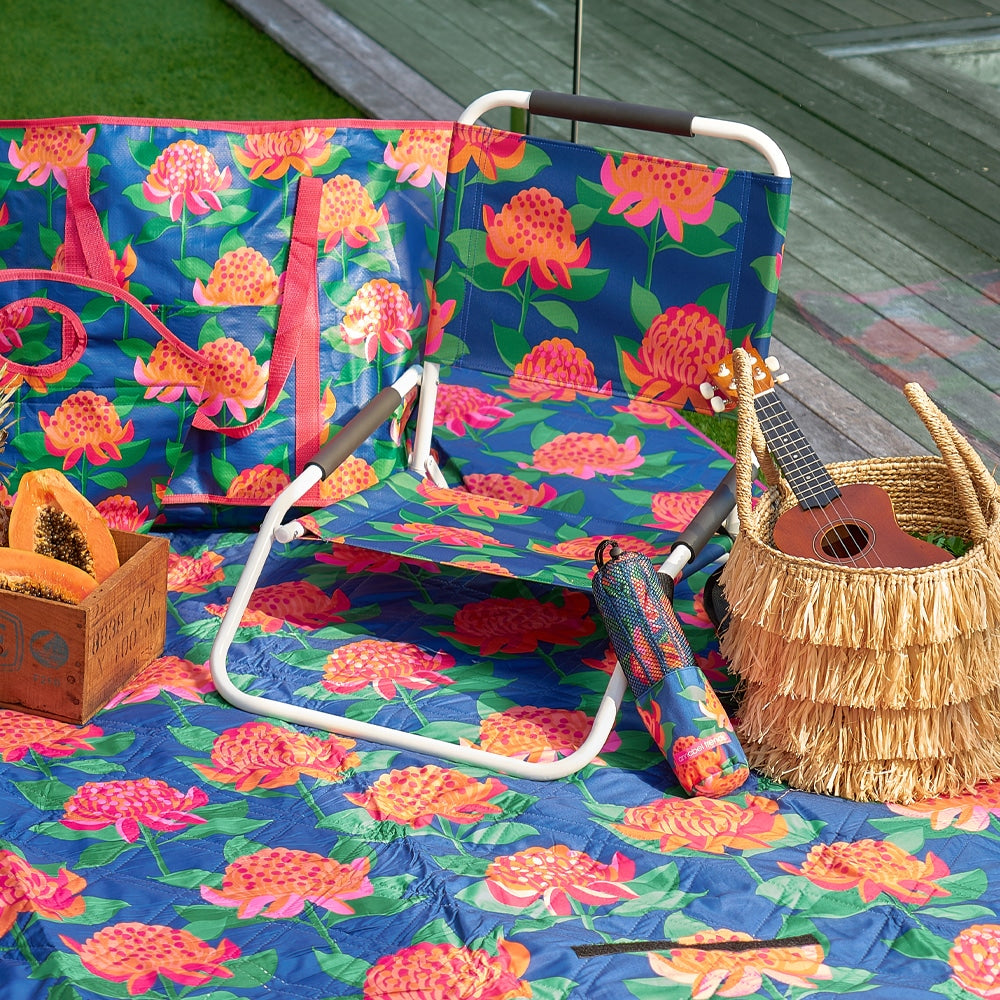 Annabel Trends Beach Chair Bright Waratah