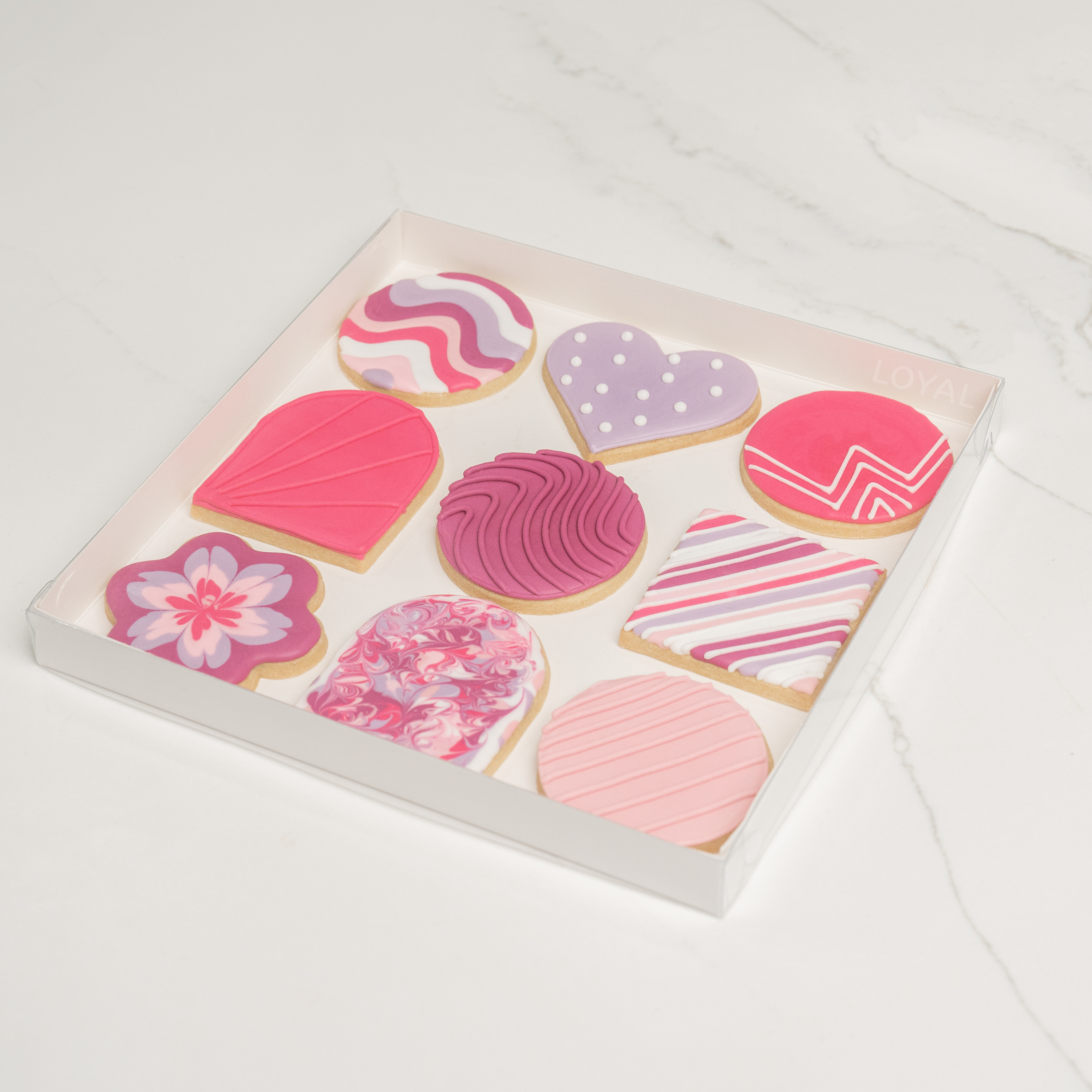 LOYAL Cookie Box Clear Lid 25cm x 25cm x 2.5cm