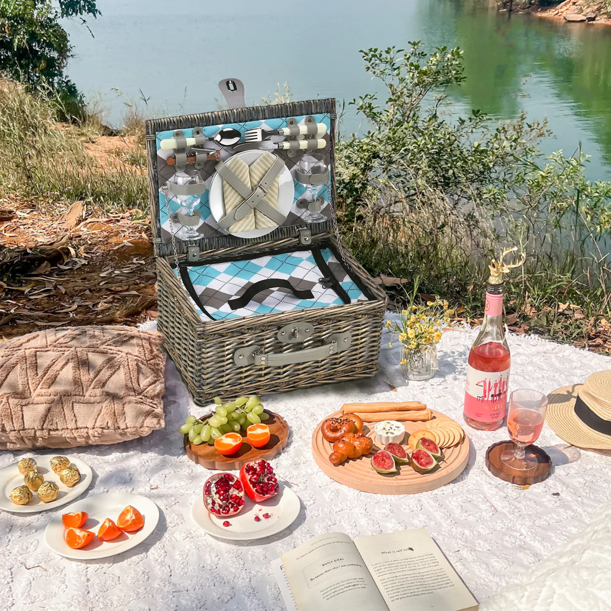 Cilio Stresa Deluxe Picnic Basket – Olive Green, 2 Person (40 × 28 × 20 cm)