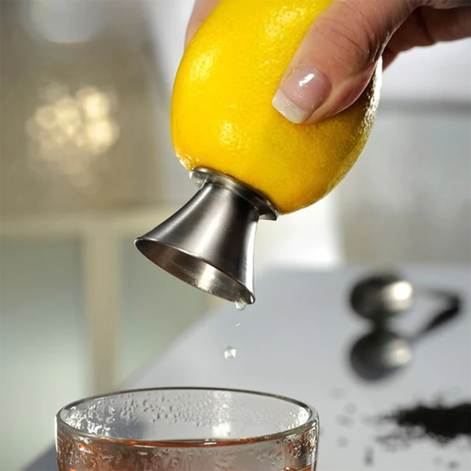 Cilio Lemon Juice Pourer – Stainless Steel Mirror Polished, 7.5cm