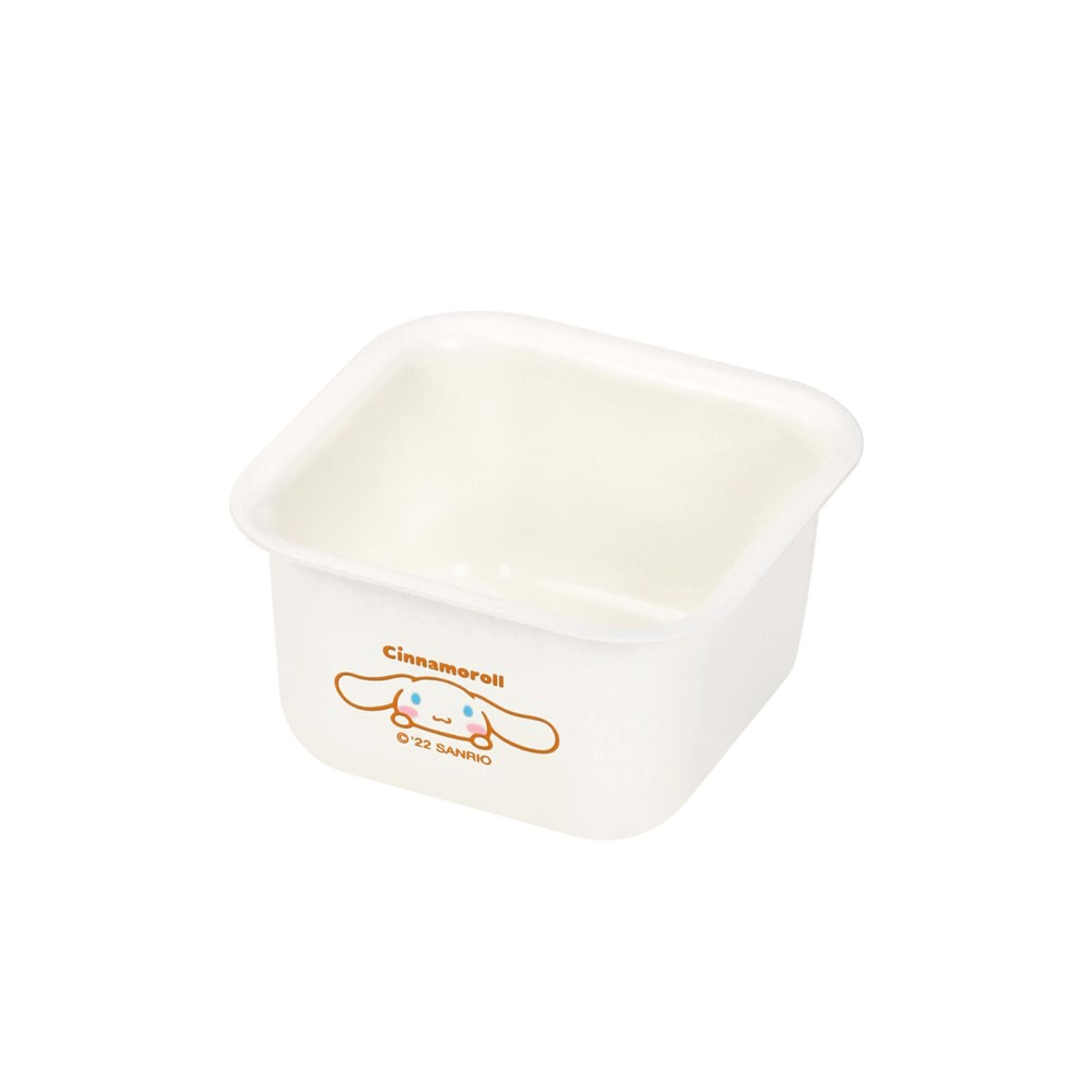 CHEFMADE x Sanrio Cinnamoroll 4 Piece Non-Stick Square Cake Mould Set 7x7x4cm