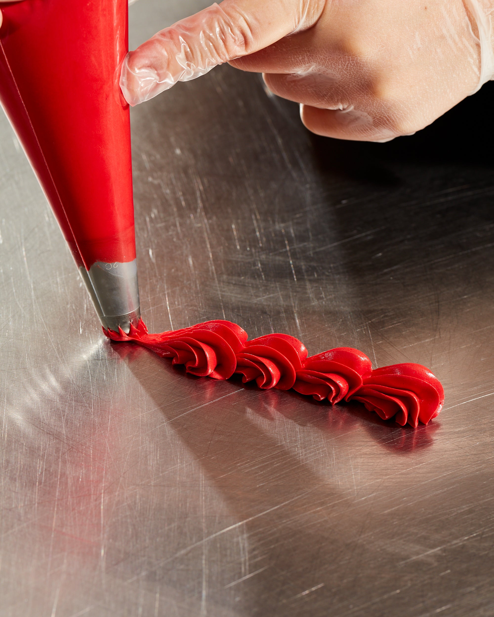 Colour Mill Piping Tip 2C Drop Flower Medium