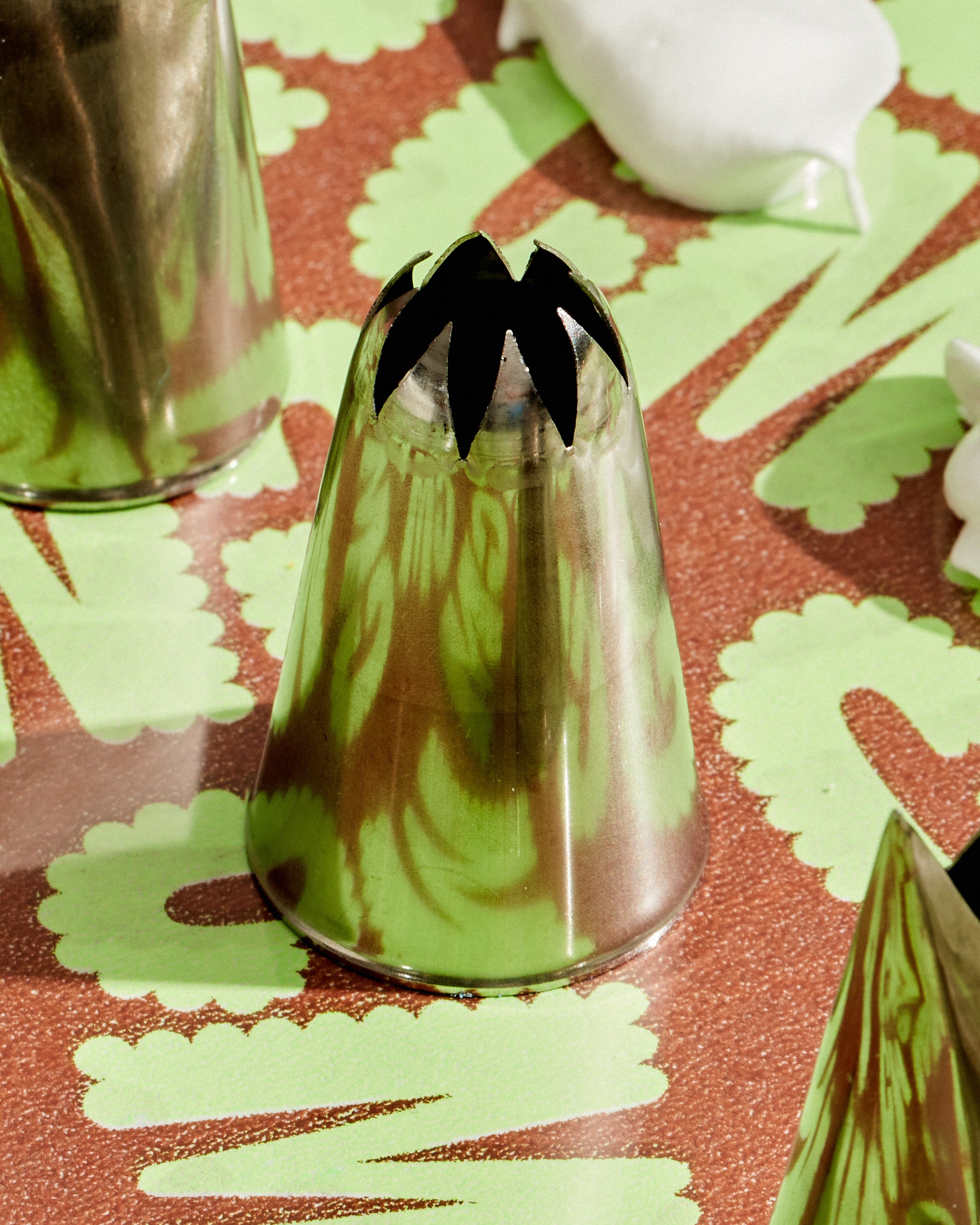 Colour Mill Piping Tip 2G Closed Star Medium