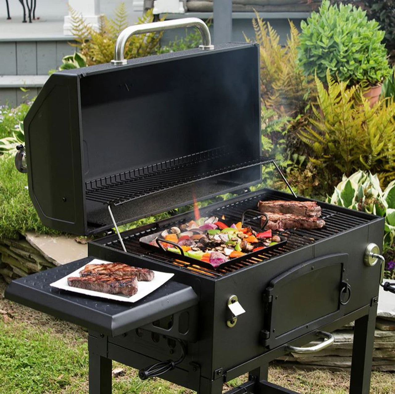 Lodge 13 x 12 Inch Seasoned Carbon Steel Grill Pan