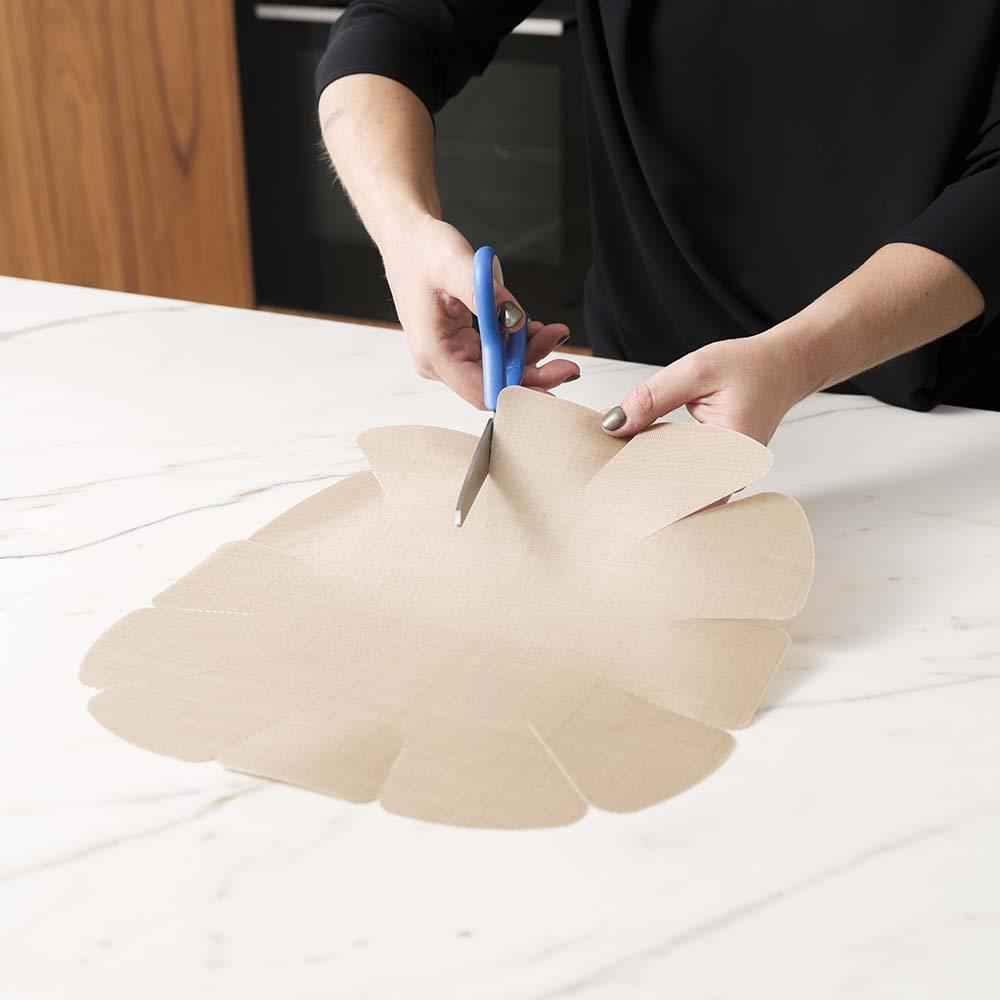 NoStik Silicone Fibreglass Cake Tin Liner Round