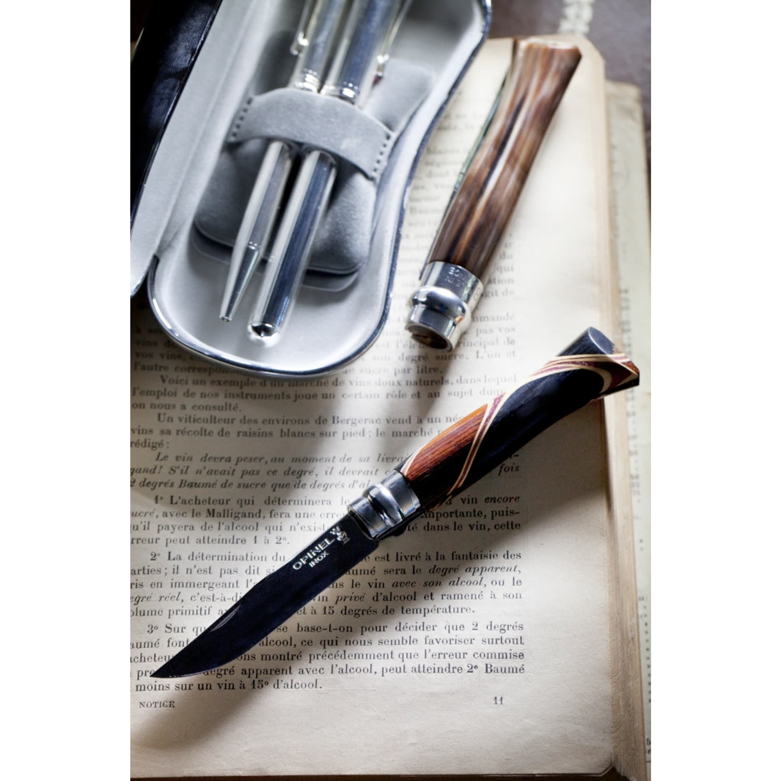 Opinel No.08 Chaperon Folding Knife