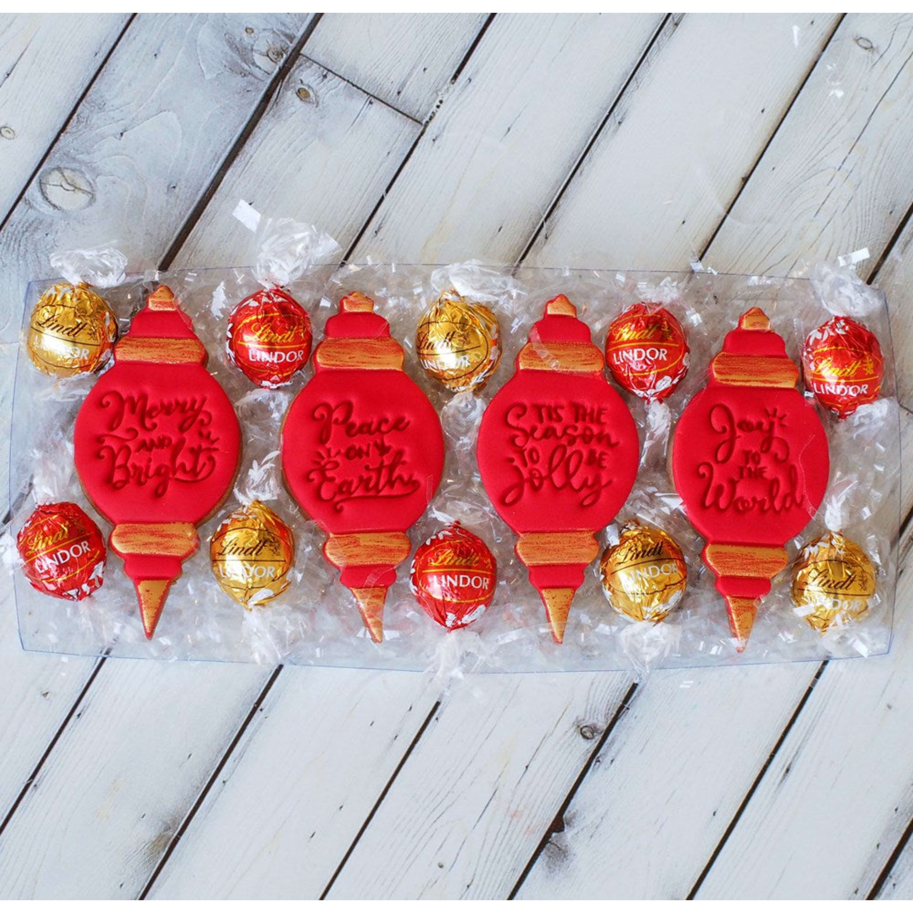 Sweet Themes Medium Christmas Bauble Cookie Cutter