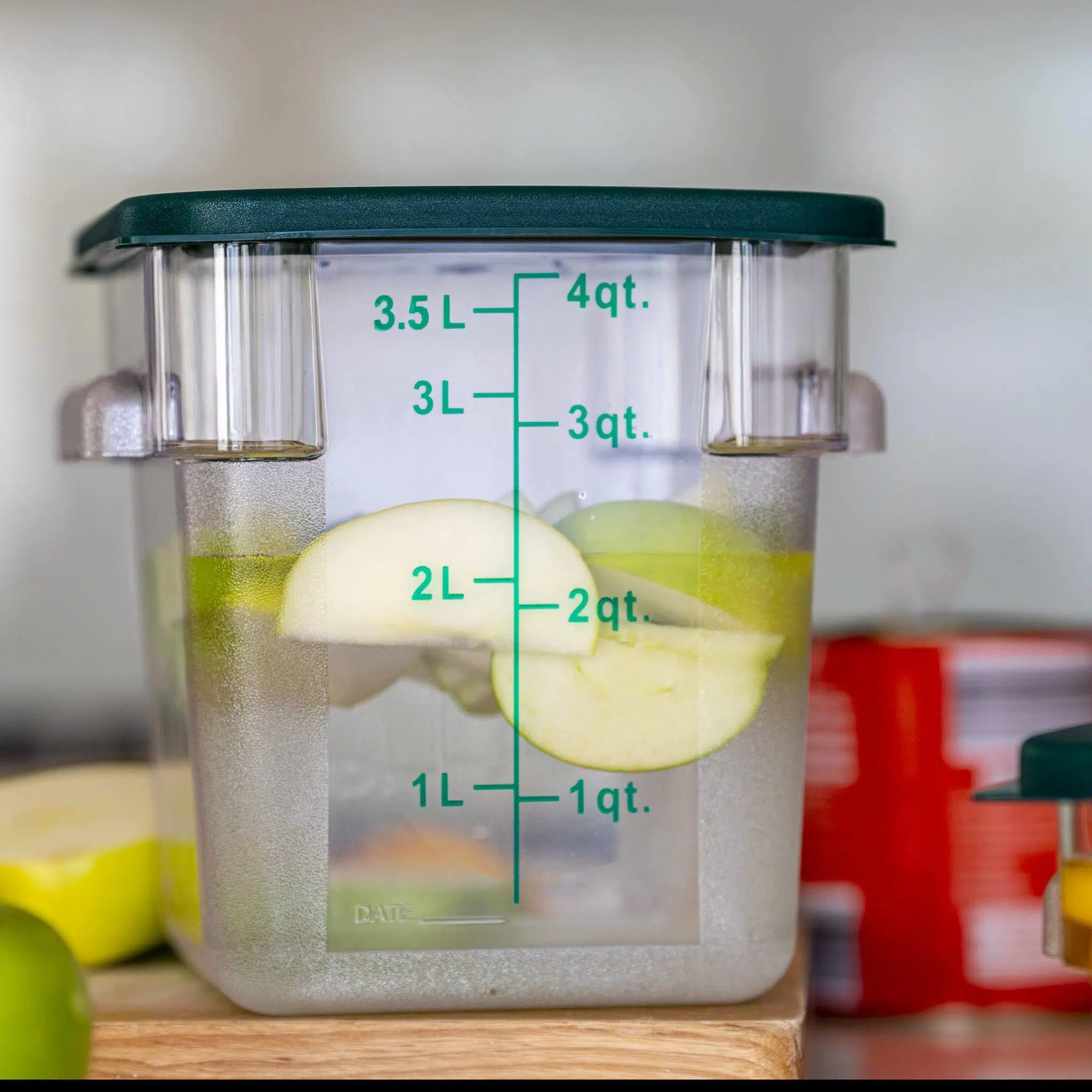 KH Classik Chef 3.8 Litre PC Square Food Storage Container