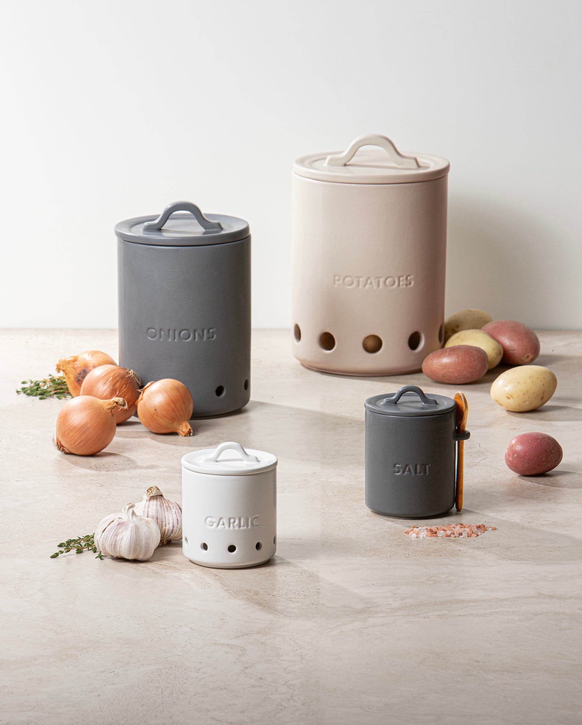 Ladelle Essentials Charcoal Onion Vault