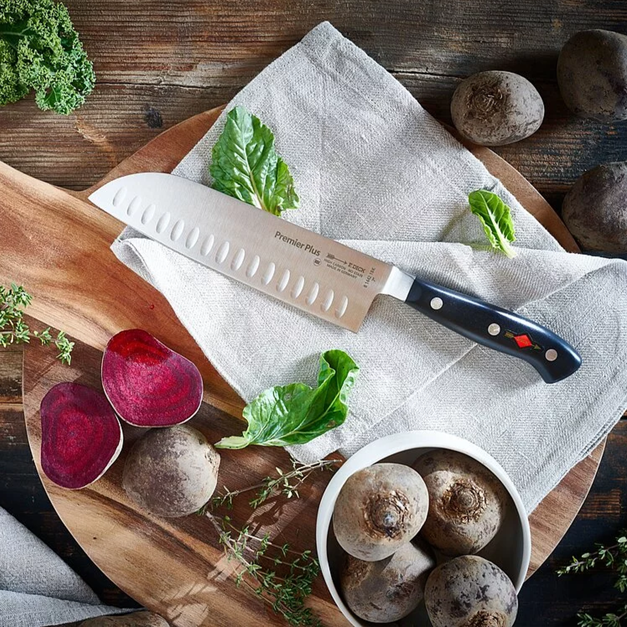 F.Dick Premier Plus Santoku Kullenschliff, 18cm, C&C/P