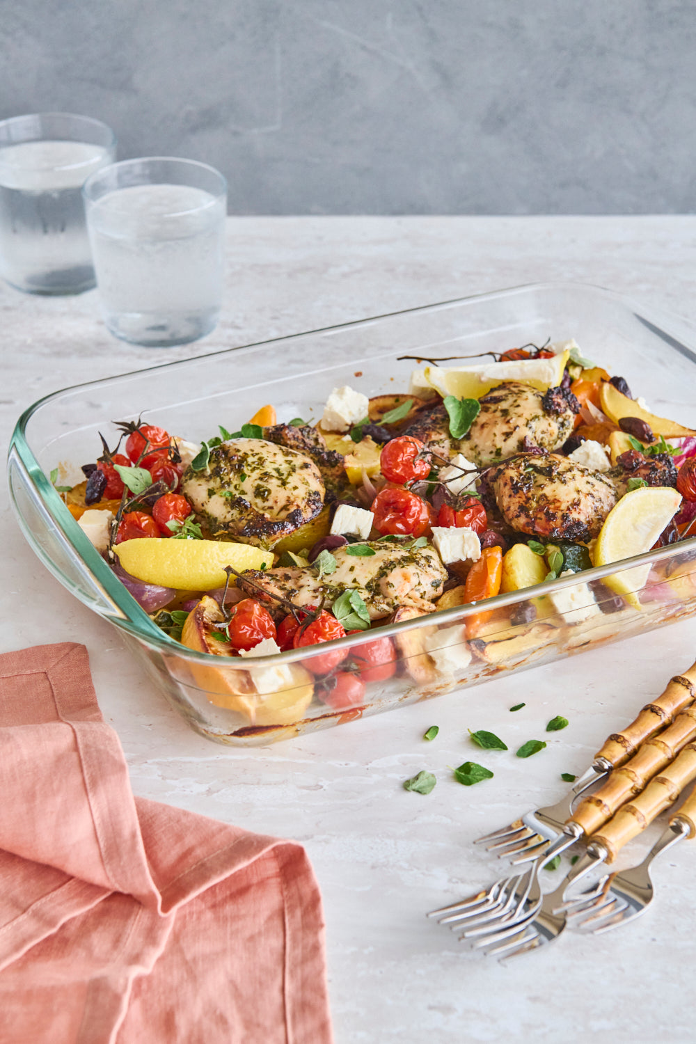 Pyrex Bake N Serve Rectangle Baking Dish (4.2L)