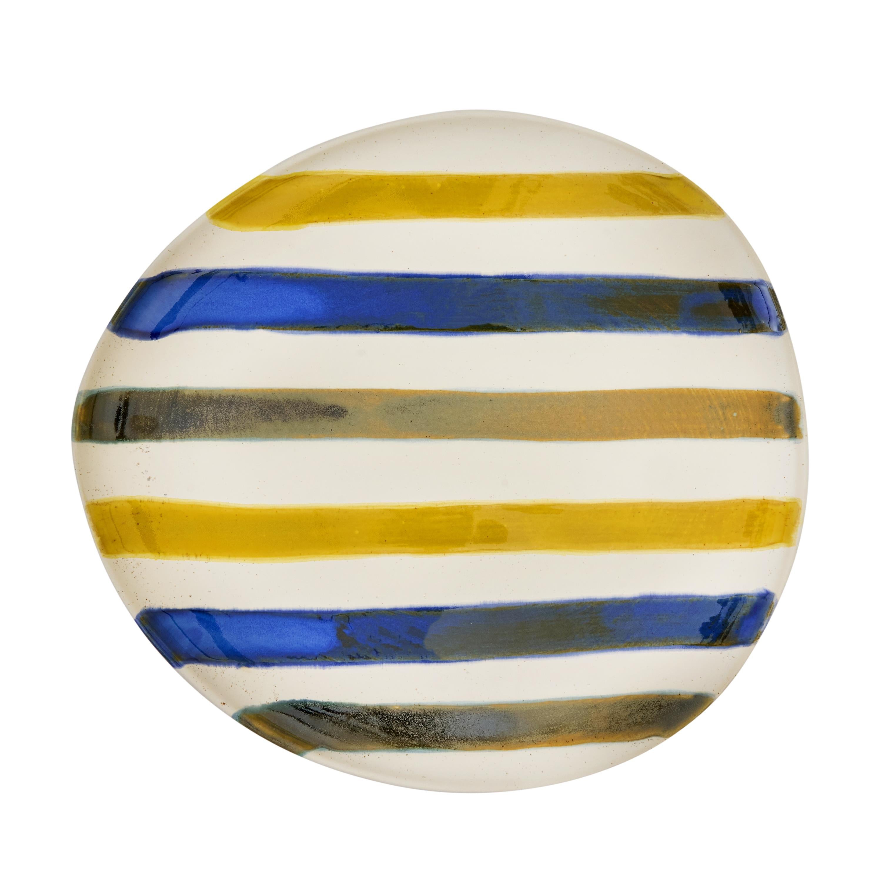 Robert Gordon Mid Summer Tear Drop Platter 32x29.9x2.8cm