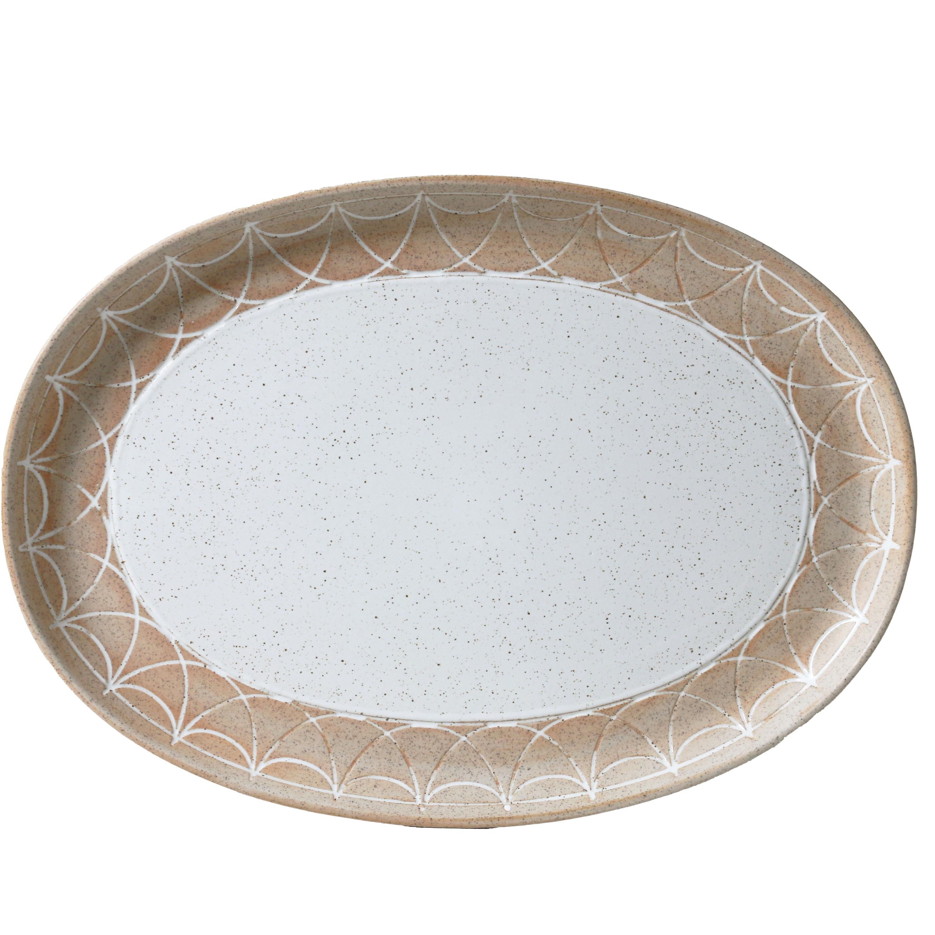 Robert Gordon Natural Entertainer Oval Platter with Etching