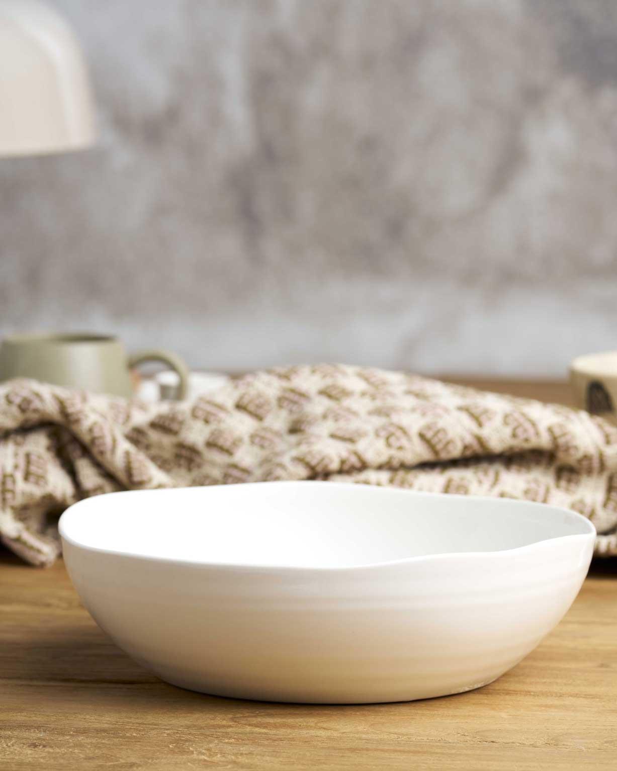 Robert Gordon At Home Serving Bowl 26.5cm - White