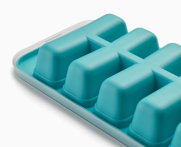 Joseph Joseph Flow Easy-Fill Ice-Cube Tray (2-Pack)