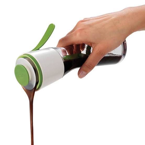 Chef’n Emulstir 2.0 Salad Dressing Mixer