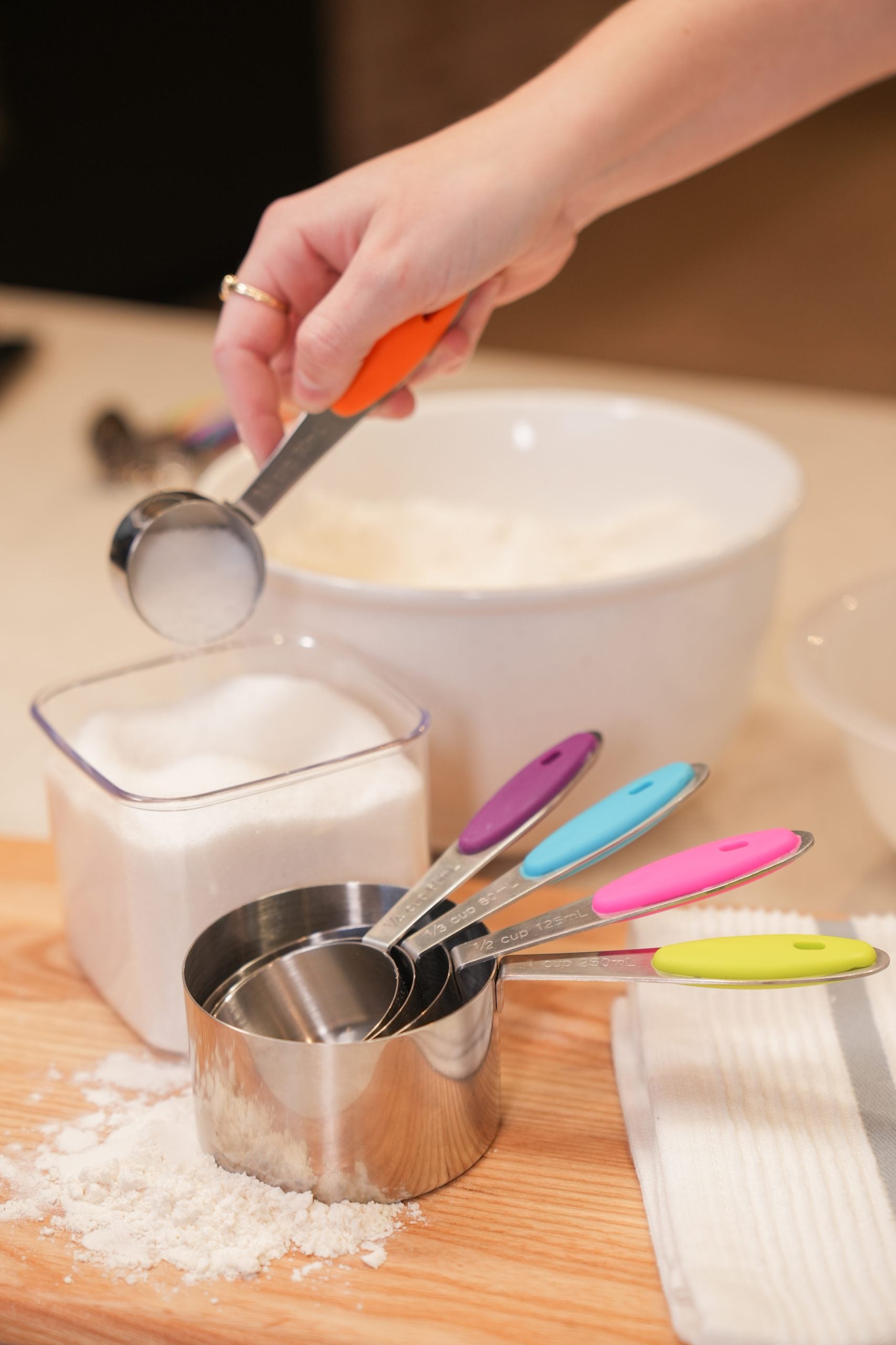 LOYAL Measuring Cup Set Silicone Grip