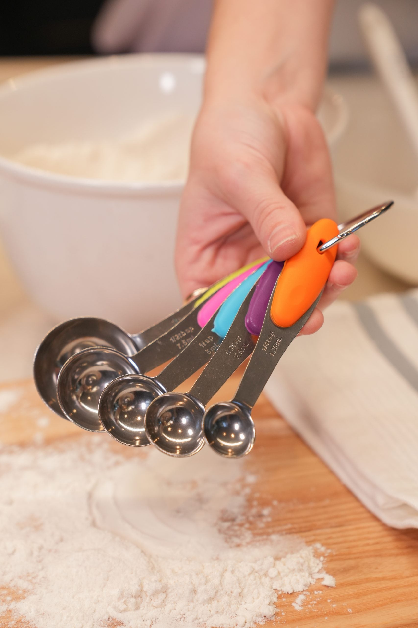LOYAL Measuring Spoon Silicone Grip