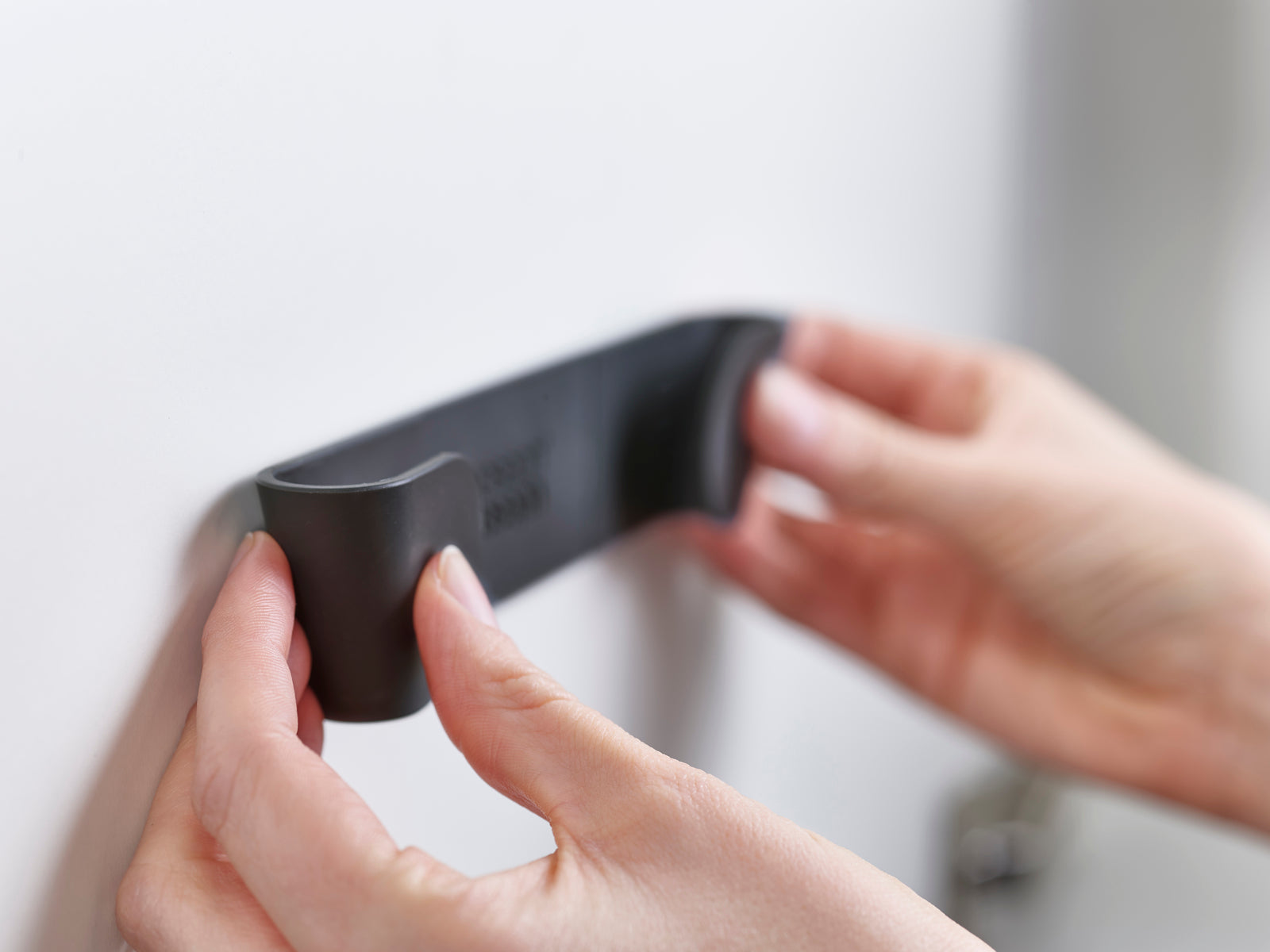 Joseph Joseph Cupboardstore™ Set Of 4 In-Cupboard Pan Lid Holders - Grey