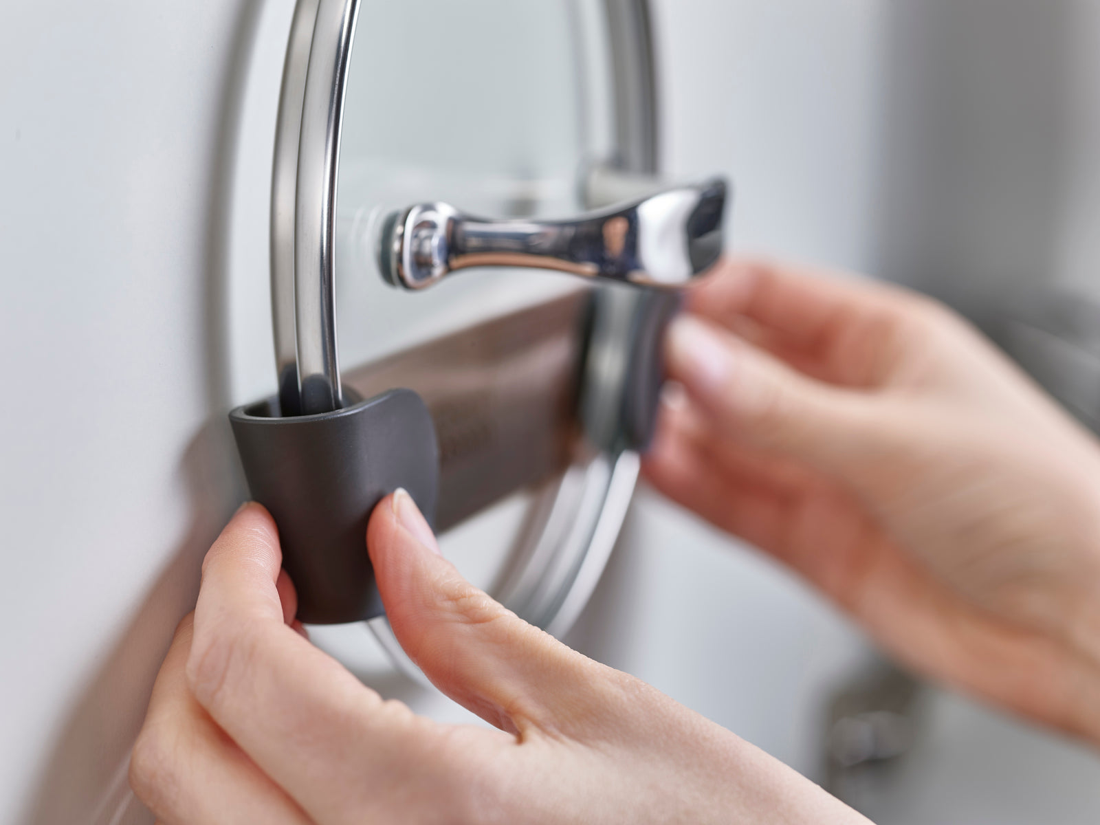 Joseph Joseph Cupboardstore™ Set Of 4 In-Cupboard Pan Lid Holders - Grey